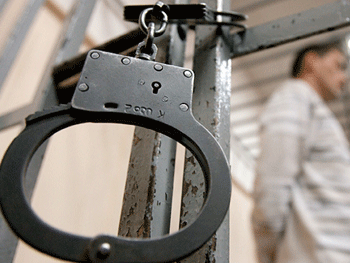 В Днепре задержан мужчина, который хотел изнасиловать 11-летнюю девочку фото