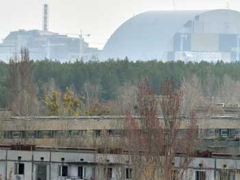 В Чернобыле начали строить ЦХОЯТ: хранилище выдержит падение самолета фото