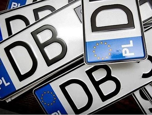 Кабмин планирует заставить авто на еврономерах пройти регистрацию в Украине фото