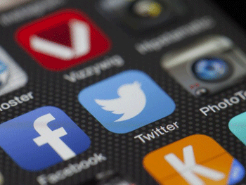 Сотрудник рассказал о работе российской фабрики троллей фото