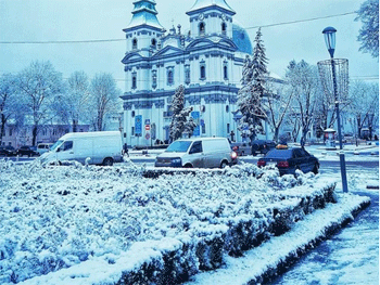 Появились фото, как Украину сегодня засыпало снегом фото