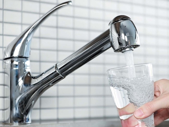 Завтра несколько домов останутся без водоснабжения фото