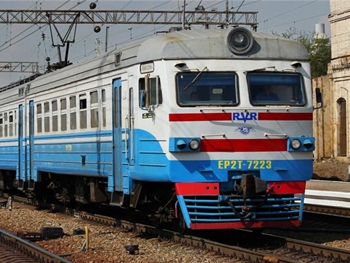 Какие электрички на каких станциях останавливаться перестанут фото