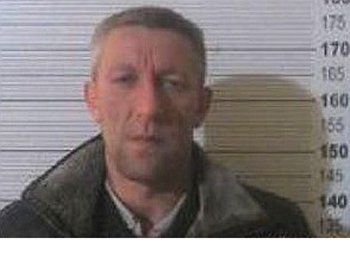 Полиция ищет подозреваемого в убийстве фото