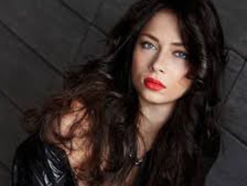 Самбурская разозлилась на свекровь и выгнала мужа фото