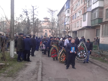 Мелитопольцы проводили в последний путь выдающегося тренера. ФОТО фото