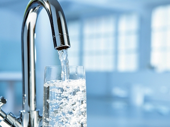 Порывы Тамбовской ветки водовода город не заметил фото