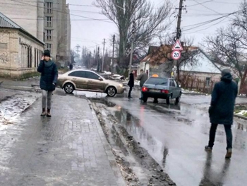 В Мелитополе произошло ДТП с участием такси фото