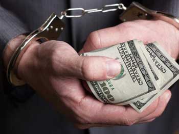 В Дагестане почти все правительство задержали за коррупцию. Кремль не видит кризиса фото