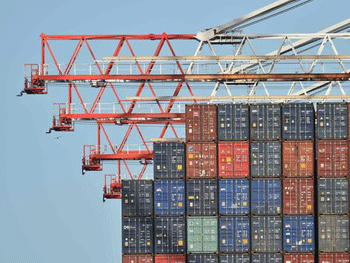 Украина стала активнее торговать с Россией фото