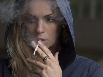 Действительно ли курение помогает людям оставаться худыми фото