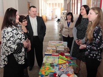 Педагоги области совещались, как строить Новую украинскую школу фото