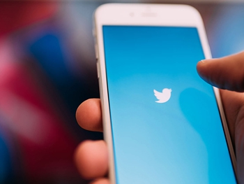 Пользователей популярной соцсети просят сменить пароли фото