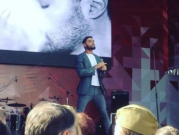 Виталий Козловский объяснил, почему выступил в Москве на концерте 9 мая фото