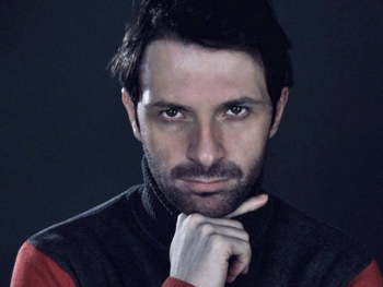 Популярный российский актер умер в 32 года фото