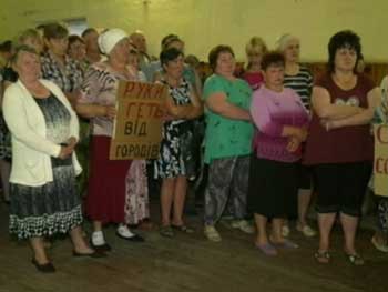 В Запорожской области люди восстали против строительства солнечной электростанции фото