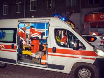 Попытка суицида на Крещатике: «Синий кит» вернулся?  фото