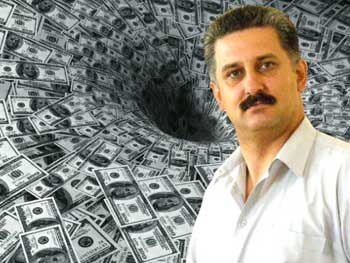 Суд не поверил, что у помощника нардепа Балицкого украли четверть миллиона фото