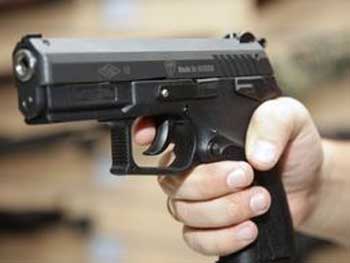 В Одесской области неизвестный расстрелял депутата из травматического оружия фото