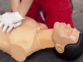 Названа песня, которая может спасти жизнь фото