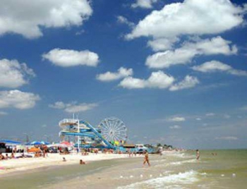 Отдых в Кирилловке начинает дорожать фото