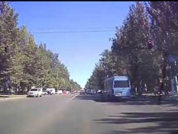 Полиция разыскала маршрутчика-лихача фото