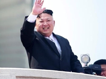 Ким Чен Ын вылетел на саммит с Трампом фото