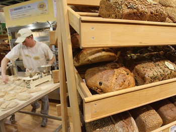 Цена на хлеб в Украине растет быстрее инфляции фото