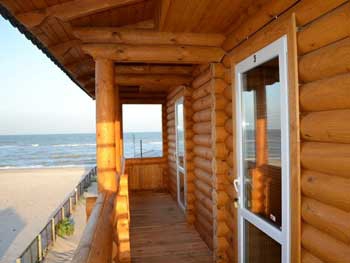 Нет свободных мест: базы отдыха в Кирилловке и Бердянске переполнены фото