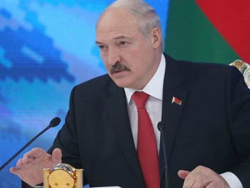 Не дай Бог война как в Украине: Лукашенко заговорил об опасности для Беларуси фото