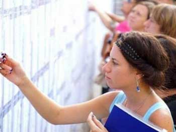 Новая система защиты замедлит процедуру создания личных кабинетов на вступительной кампании фото