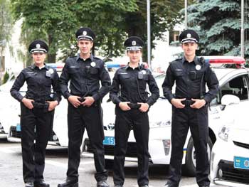 В Украине отмечают День Национальной полиции фото