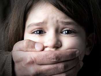 В Харьковской области пенсионер продавал детскую порнографию фото