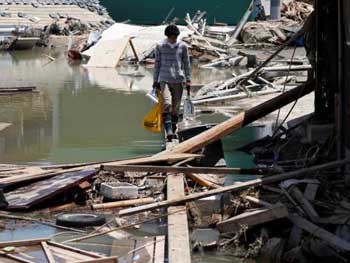 Наводнение в Японии: число жертв приблизилось к 200 фото