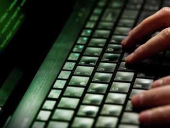 Германия заявила о кибератаках из России на немецкие СМИ фото