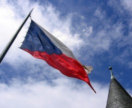 Посольство Украины в Чехии осудило новый визит чешских политиков в Крым фото