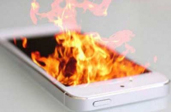 Появилось видео, как iPhone взорвался в машине и устроил пожар фото