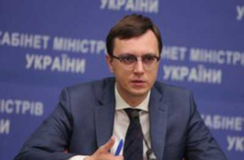 Омелян анонсировал новые ограничения в транспортном сообщении с РФ фото