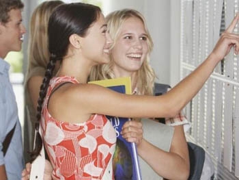 Сколько абитуриентов стало студентами мелитопольских вузов фото