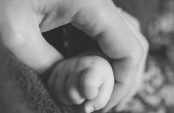 В Одесской области младенец утонул в кастрюле фото