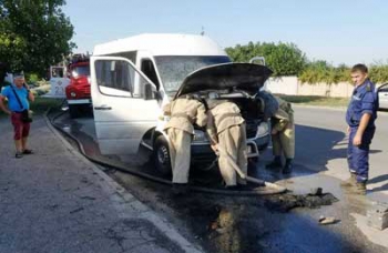 Горела маршрутка «Акимовка – Мелитополь» фото
