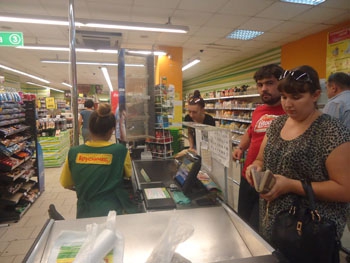 Скидки, акции или лохотрон? Как в мелитопольском супермаркете обманывают покупателей  фото