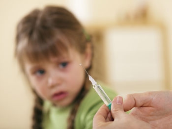 Кто решает, пустят ли ребенка в школу без прививок фото