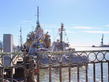 Как выглядят бронированные военные катера, охраняющие границу в Бердянске  фото