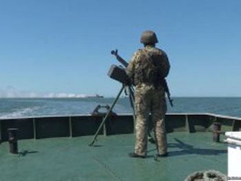 Военные закроют часть Азовского моря фото