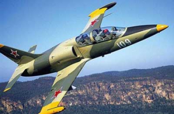 В Азовское море упал военный самолет РФ, пилоты погибли фото