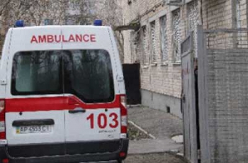 Мелитопольца, зверски убившего сына, «скорая» привозила в суд фото