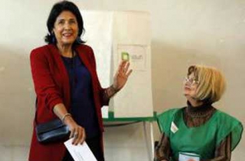 Грузия не выбрала президента: предстоит второй тур фото