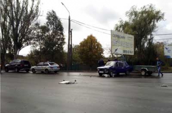 Полиция разобралась, почему «Ниссан» таранил «ВАЗ» фото