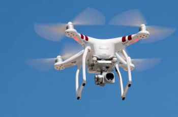 Над военным складом под Запорожьем сбили беспилотник фото